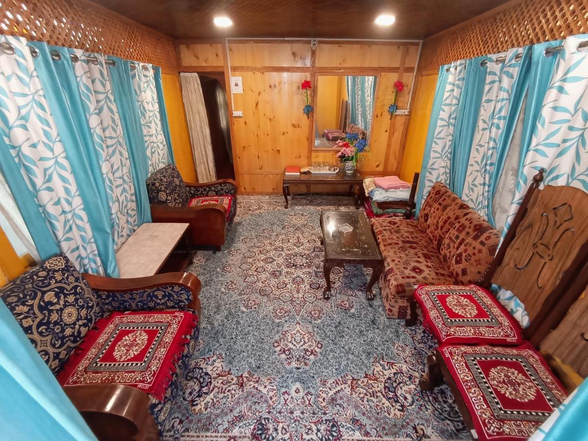 فندق Hb Nancy Group Of Houseboats Srīnagar المظهر الخارجي الصورة