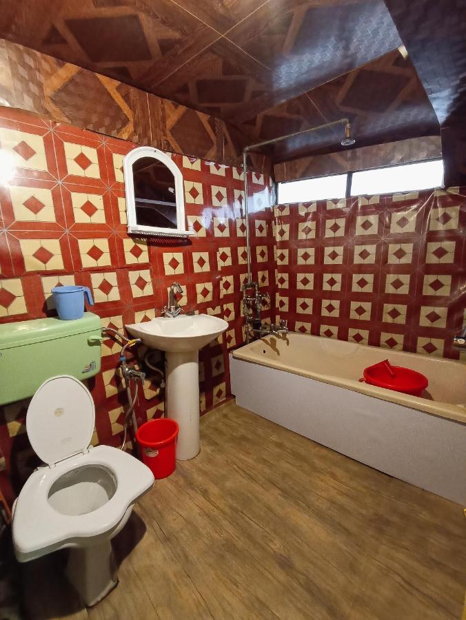 فندق Hb Nancy Group Of Houseboats Srīnagar المظهر الخارجي الصورة
